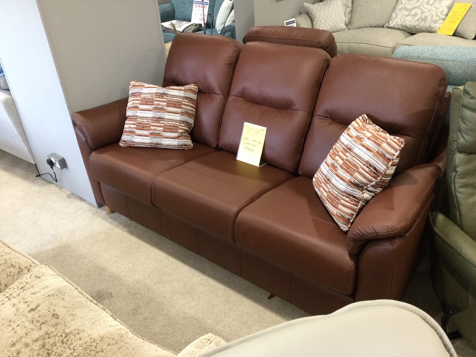 G plan best sale recliner sofa clearance