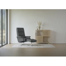 Solar 2400 Chair with Footstool